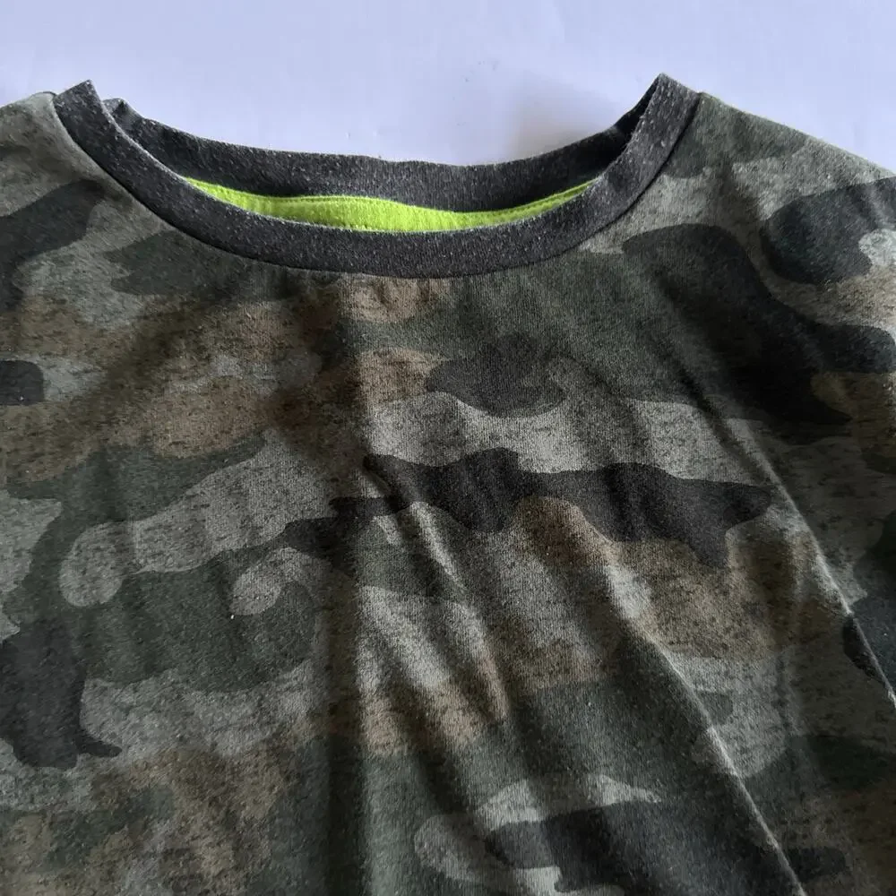 Old Navy camo Long Sleeve Graphic T-Shirt